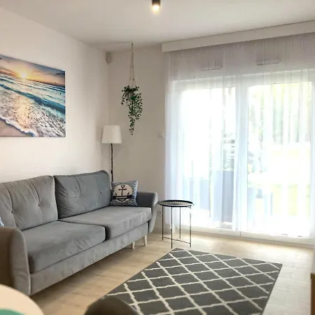 Baltic Sea Flair: Just Steps From The Sea Апартаменты