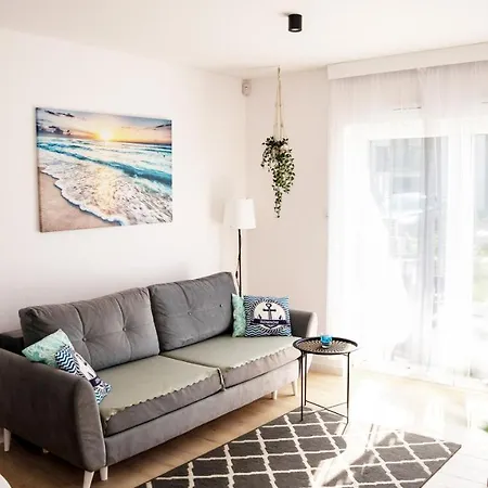 Baltic Sea Flair: Just Steps From The Sea Apartment *